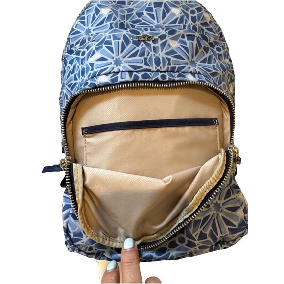 Tumi Voyageur Light Blue Nylon Brive Sling Backpack MSRP $225 - Picture 16 of 16